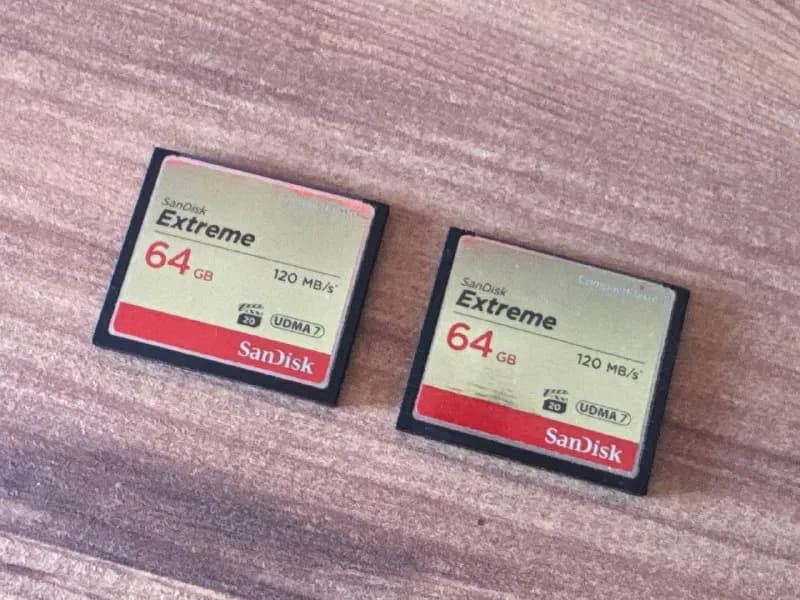 2 CF Card Sandisk Extreme 64GB — Тбилиси — 70 ₾