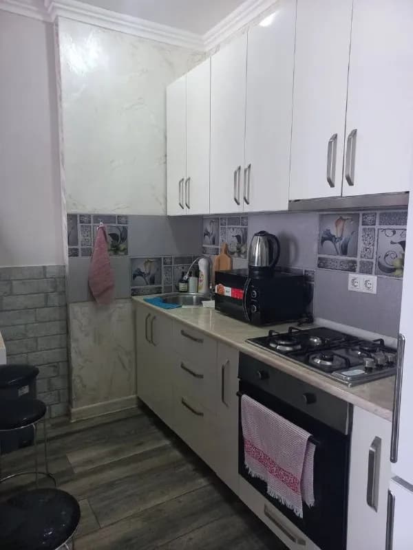 1 спальня на Пиросмани 18 — Батуми — 500 $