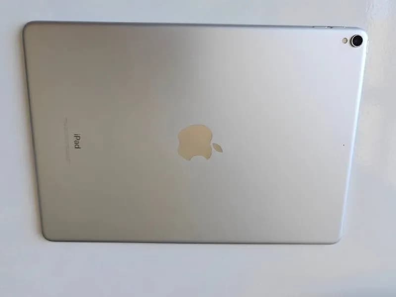 IPad Pro 10.5 64GB — Батуми — 500 ₾