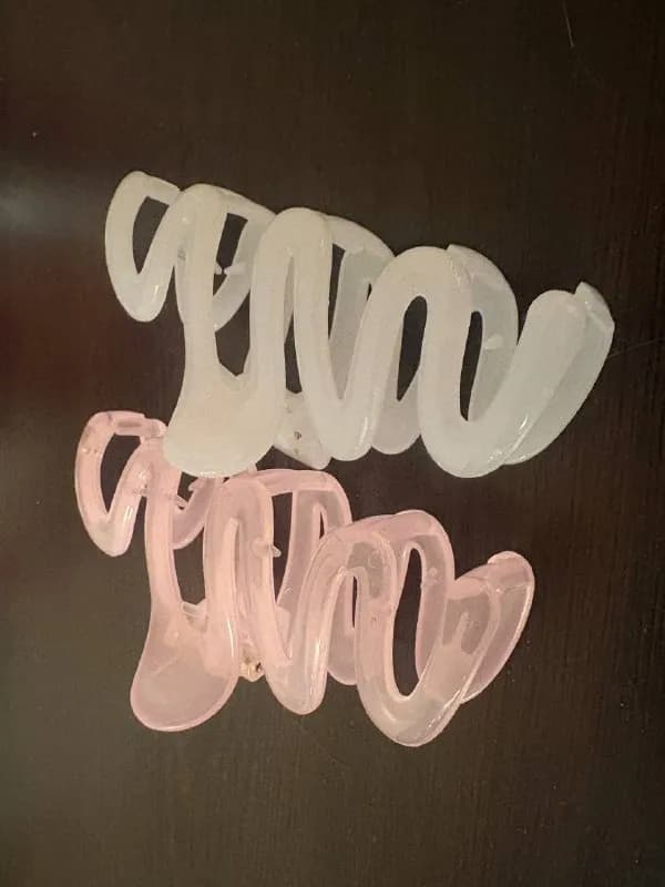 Крабики, подсвечник Jysk, очки H&M — Тбилиси — 5 ₾