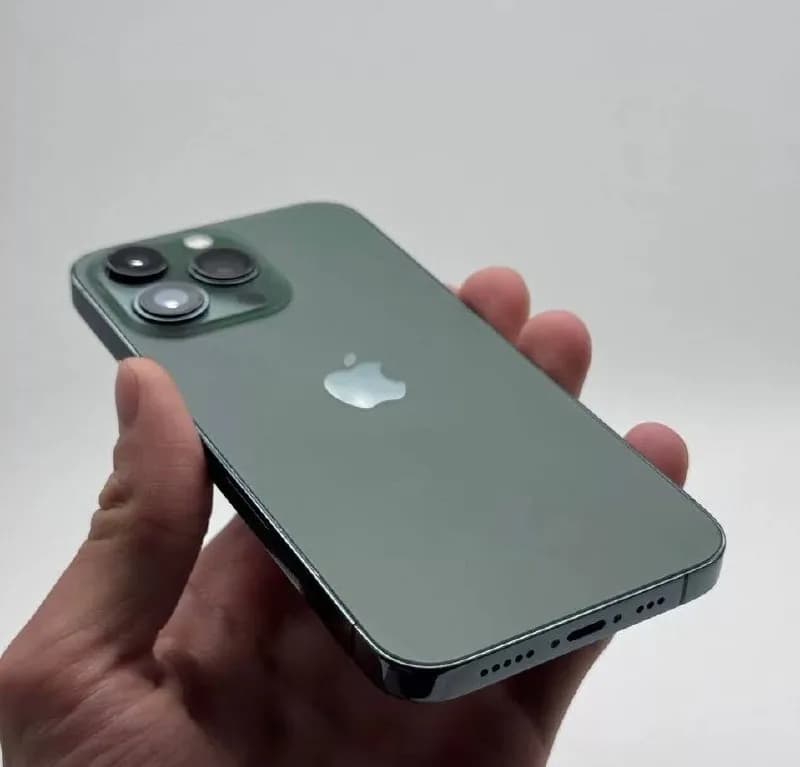 iPhone 13 Pro — Батуми — 830 ₾