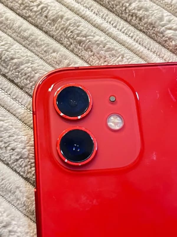 iPhone 12 Product RED, 128 ГБ — 390 лари. — Батуми — 390 ₾