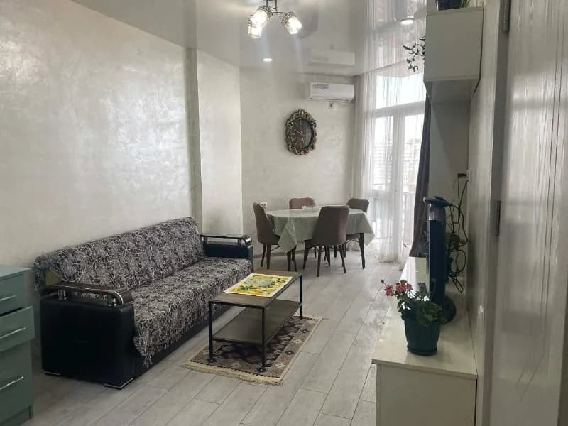 3х комнатнатную квартиру (2+1) — Батуми — 500 $