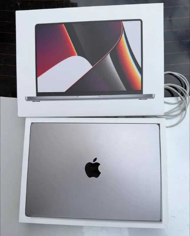 Apple Macbook Pro 14 дюймов 2021 года, 16 ГБ оперативной памяти, 1 ТБ SSD, в идеальном состоянии. В — Тбилиси — 2 450 ₾
