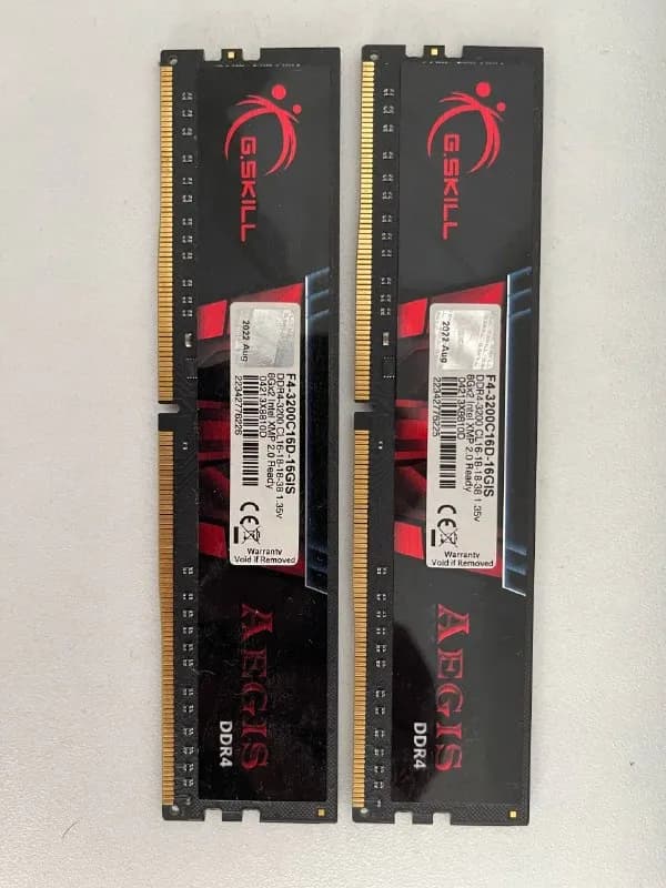 16Гб (2×8) DDR4 3200 CL16 Чипы Samsung. Работала в стоке, не разгонялась. 250 лари — Батуми — 250 ₾