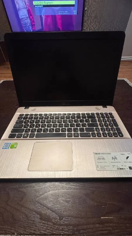 Asus x541u (с зарядкой) — Тбилиси — 200 ₾