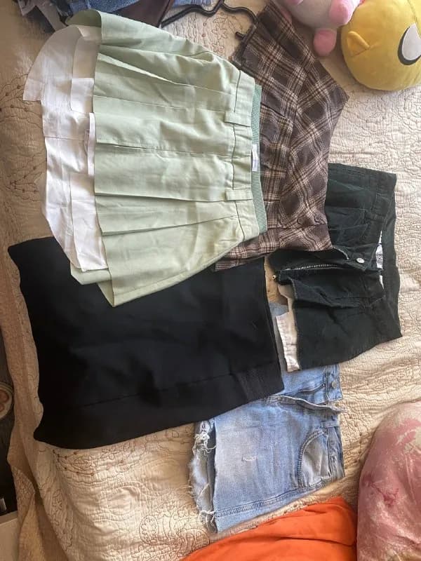 Юбки брендовые все вместе — Батуми — 40 ₾