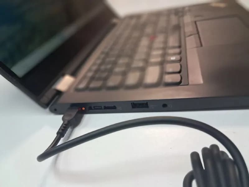 Lenovo l13 yoga 2 в 1 — Батуми — 800 ₾