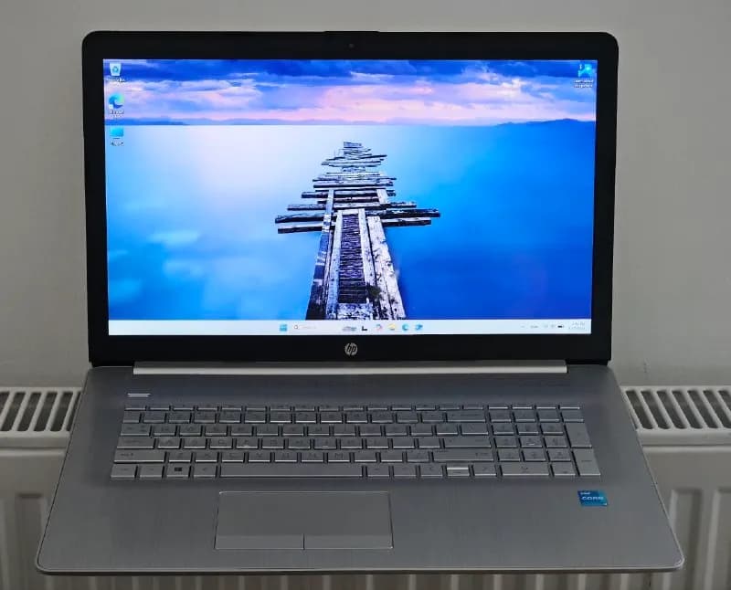 HP 17-by4013dx 17.3», i3-1115G4, 8GB, 256GB SSD, Integrated, W11H, White — Батуми — 800 ₾