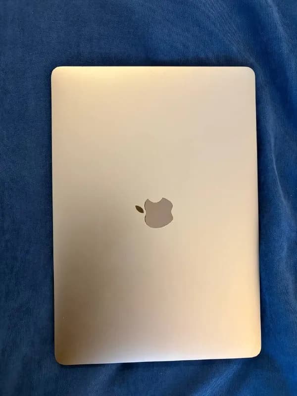 MacBook на M1 — Батуми — 11 150 ₾