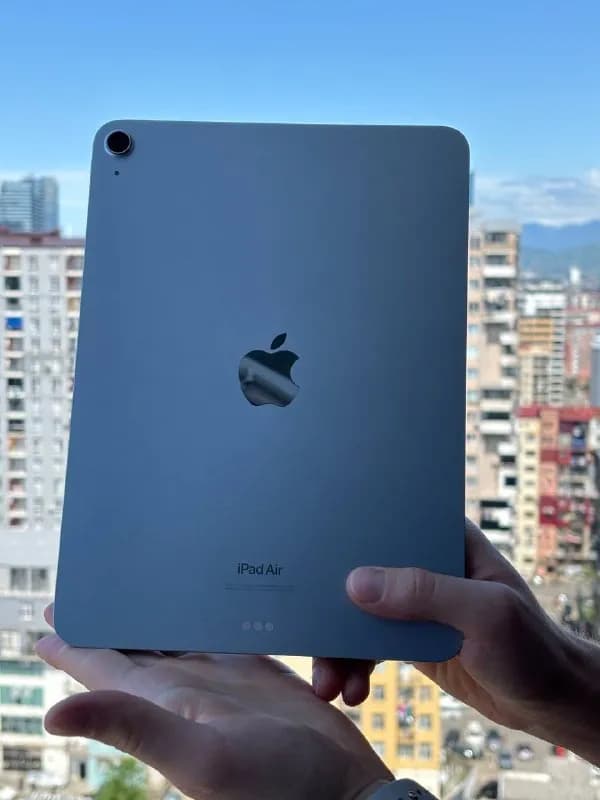 iPad Air 11 M[телефон]GB Blue — Батуми — 1 100 ₾
