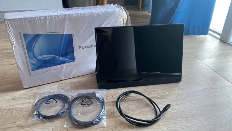 UNEW 2.5К, 13,3 — дюймовый IPS, 2560×1600, 60 Гц, с поддержкой компьютеров и мобильных телефонов. — Батуми — 280 ₾