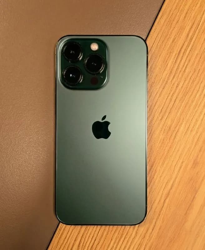 iPhone 13 pro — Батуми — 1 100 ₾