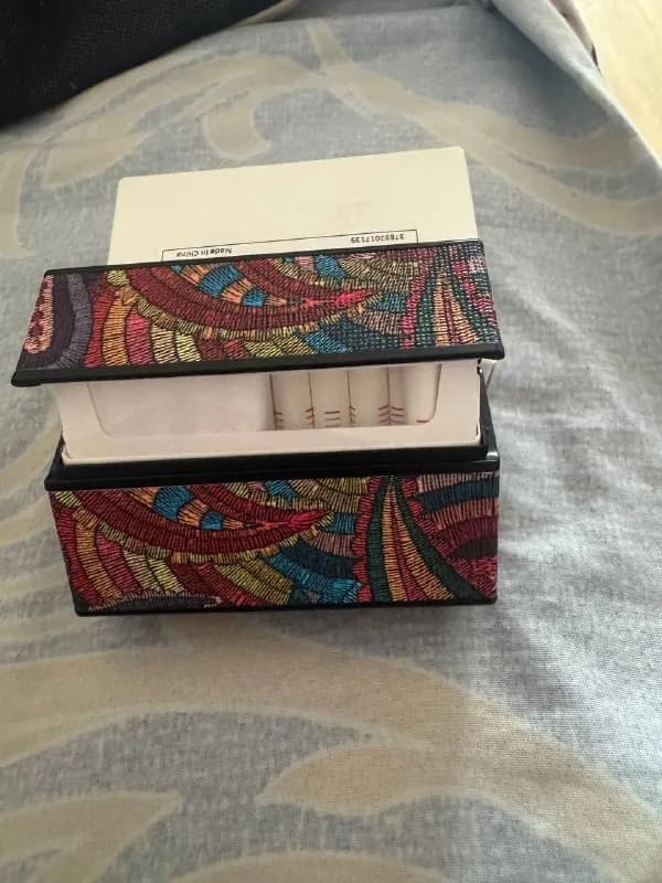 Кейс для стиков новый в коробке — Батуми — 30 ₾
