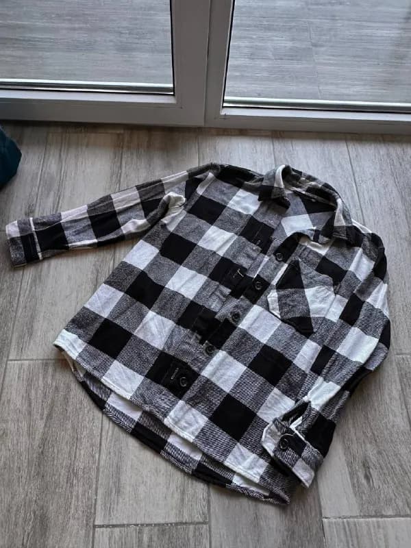 Рубашки DeFacto и другие, размеры S, M — Батуми — 10 ₾