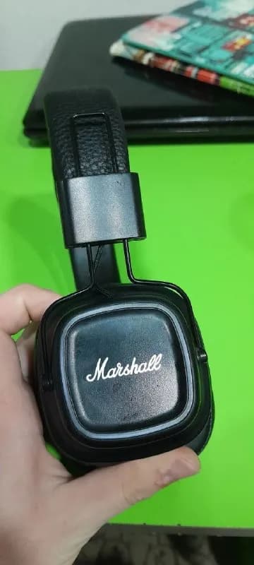 marshall major 4 состояние хорошое иригинальные брал год назад за 480 лари в официальном магазине пр — Батуми — 480 ₾