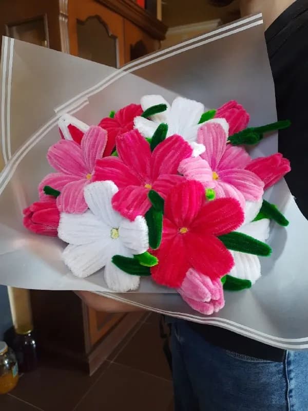 Букет ручной работы — Батуми — 50 ₾