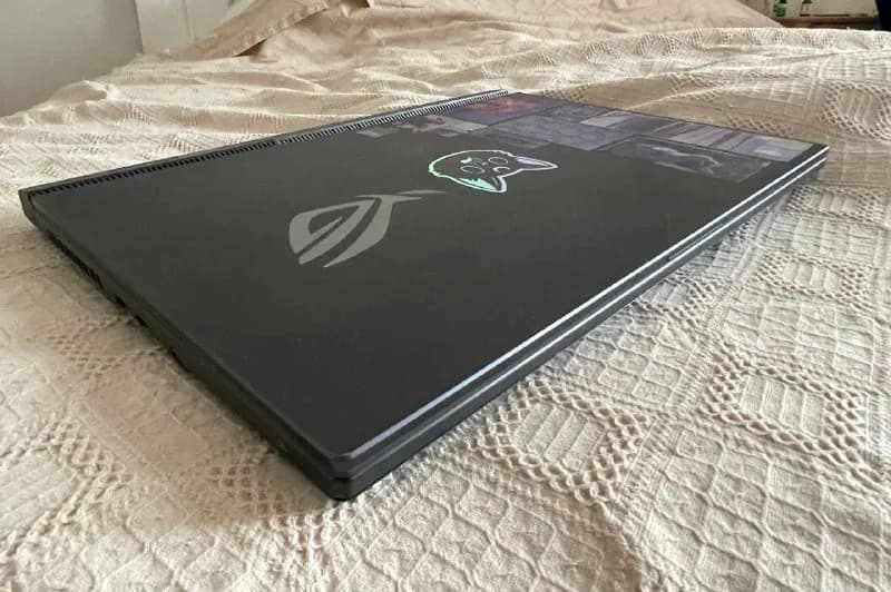 ASUS ROG Strix G15 — игровой ноутбук в отличном состоянии — Батуми — 1 730 ₾