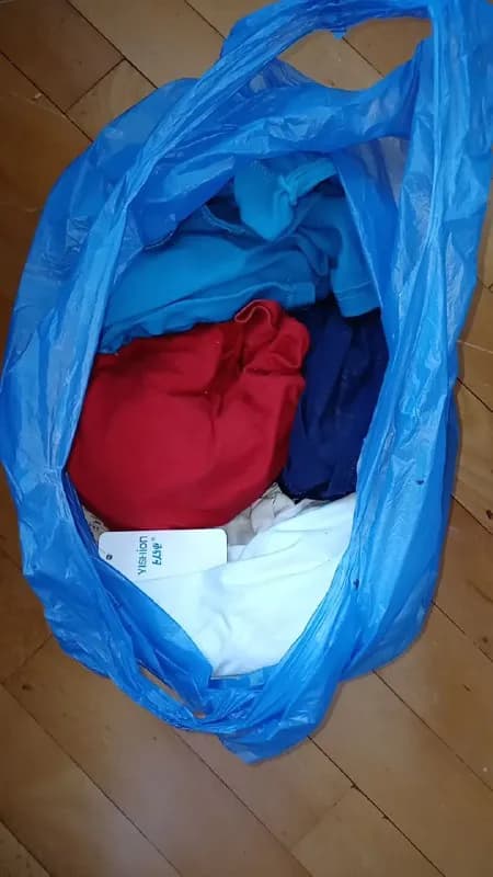 Пакет с ненужной одеждой, размер М — Тбилиси — 25 ₾