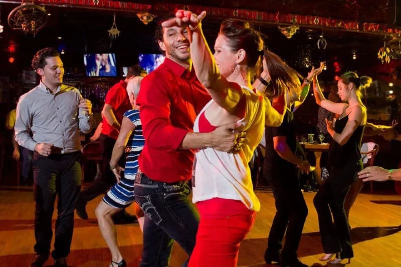 Salsa Morena’s Studio Tbilisi и Sports Bar приглашают вас на Сальса вечеринку!!! 💃🕺💃 — Тбилиси