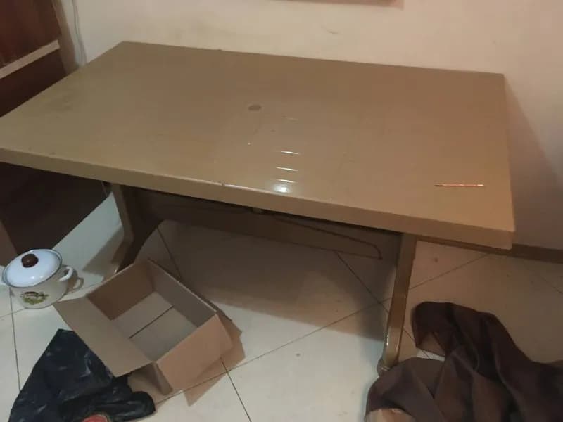 Стол раскладной пластиковый — Тбилиси — 50 ₾