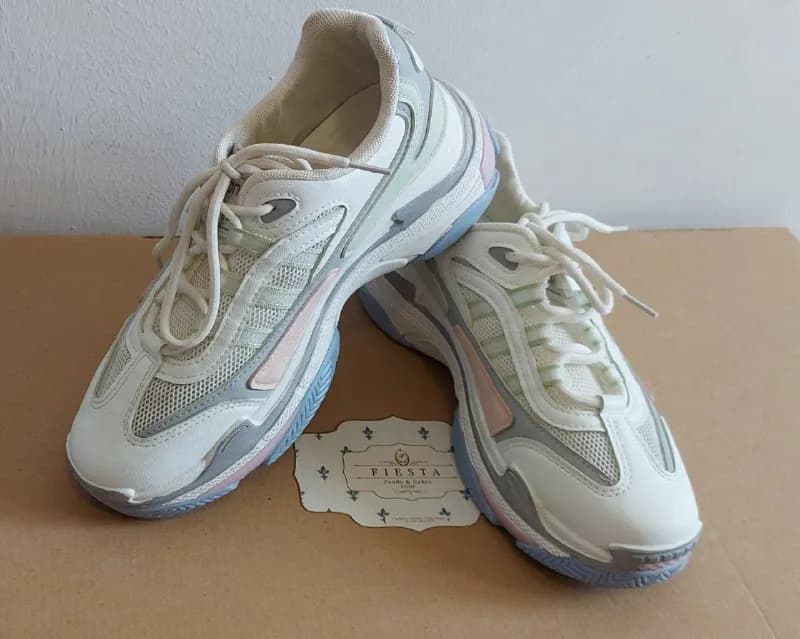 Кроссовки размер 37-37,5 — Тбилиси — 20 ₾