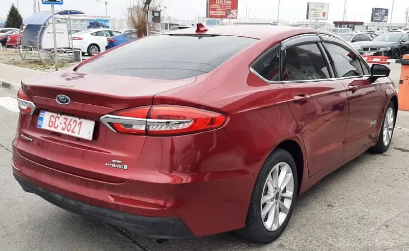 Ford Fusion Hybrid 2019 — Тбилиси — 14 500 $