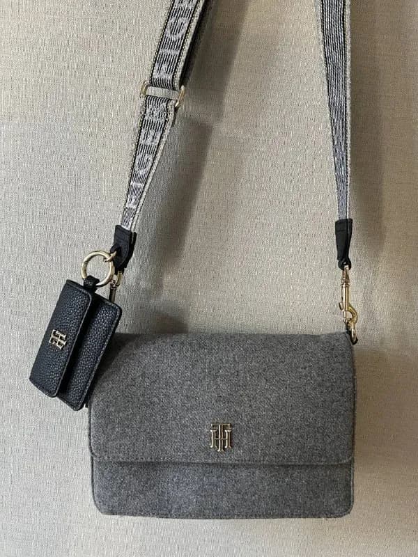 2. Хилфигер 200лар, dkny 100 — Тбилиси — 200 ₾
