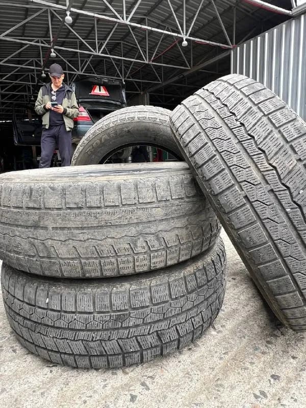 Комплект шин RoadX 225/65 R17 — Батуми — 300 ₾