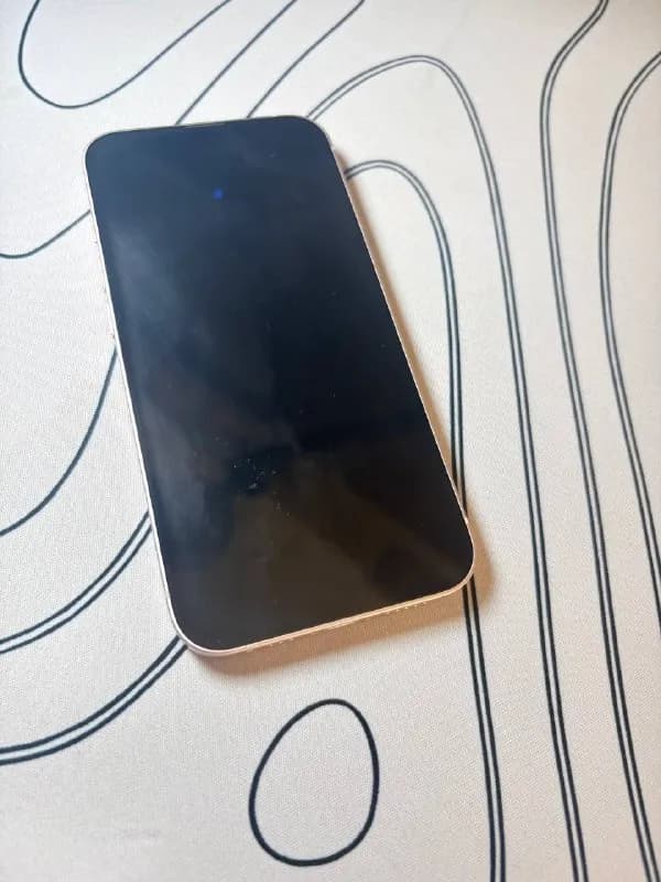 iPhone 13 Pink (розовый) — Батуми — 750 ₾