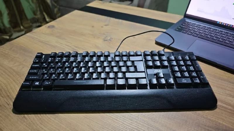 2E KG310 (подсветка, проводная) — 40 GEL — Батуми — 40 ₾