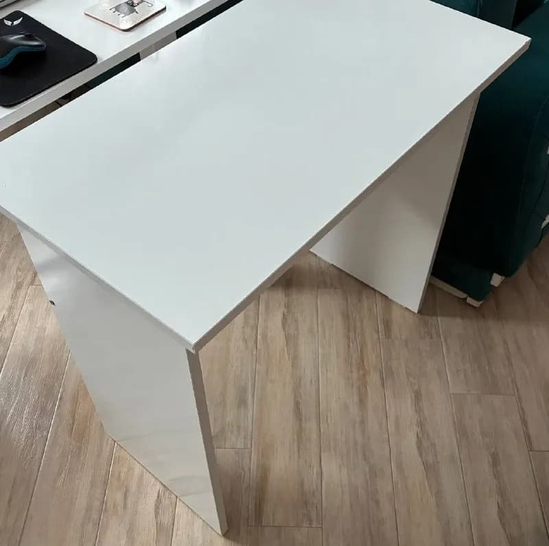 Стол 80×45 — Батуми — 60 ₾