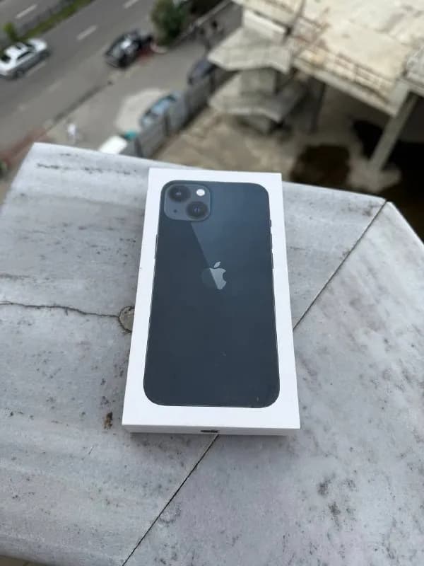 Apple iPhone 13 128GB Midnight — NEW SEALED — Батуми — 470 ₾