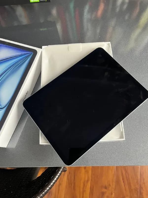Apple iPad Air 11 (2025) M3, 256GB — Батуми — 2 000 ₾