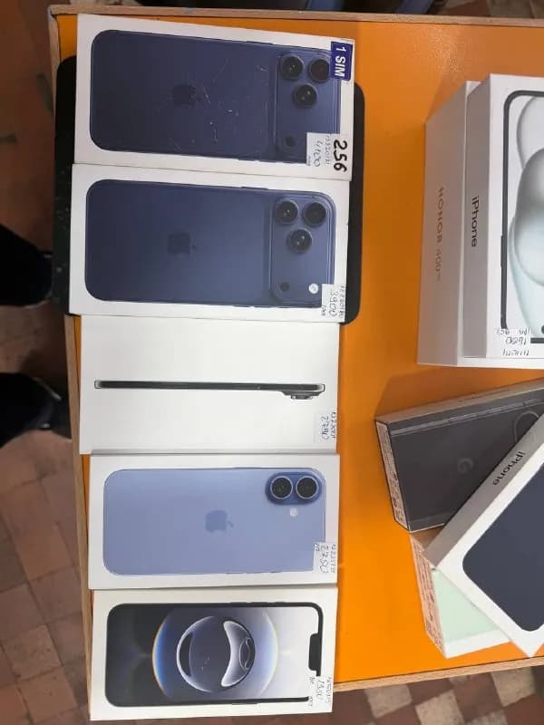 iPhone с гарантией. — Батуми