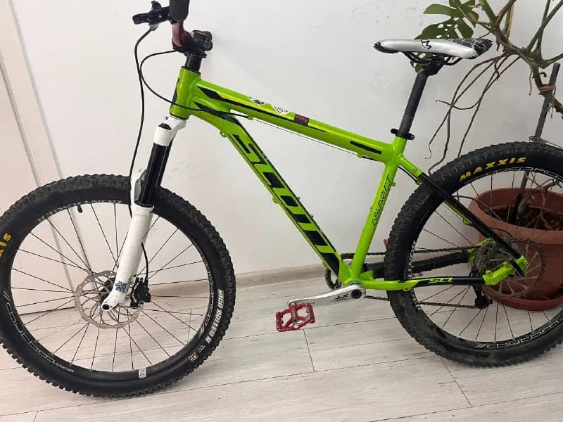 Scott Aspect — На полном ходу! — Батуми — 1 200 ₾