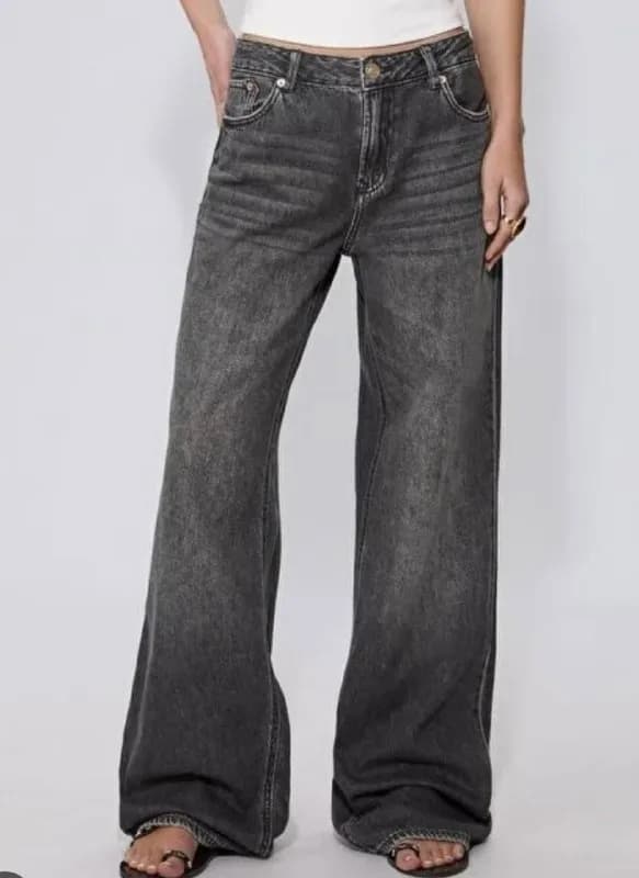 Stradivarius — Батуми — 70 ₾