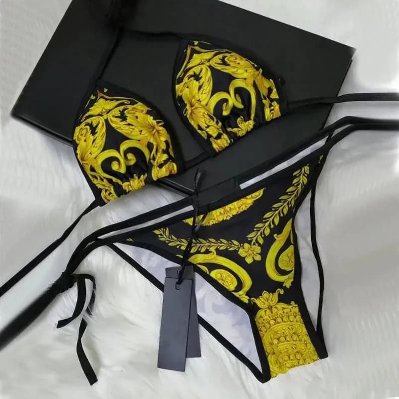 Купальник новый, с бирками — Батуми — 50 ₾