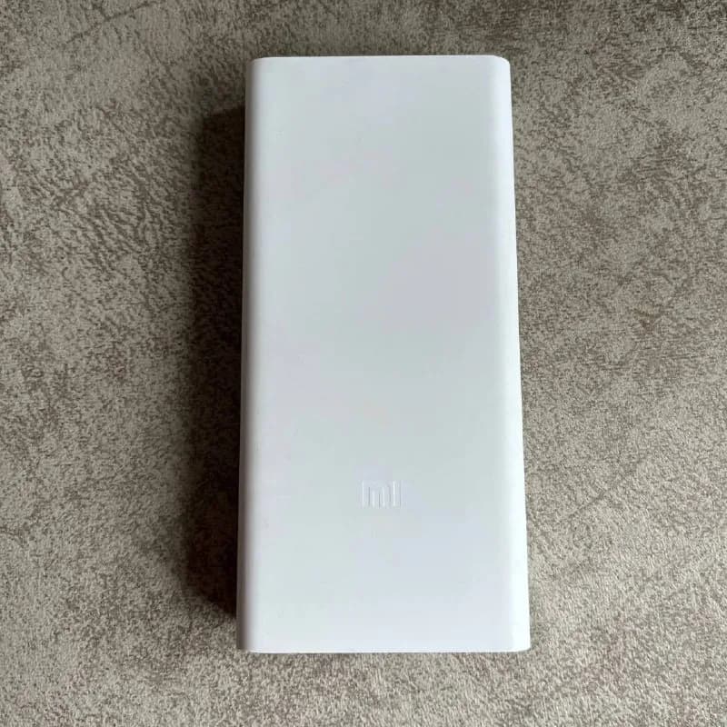 Xiaomi Mi Power Bank 3 — 20 000 mAh (18W) — Батуми — 55 ₾