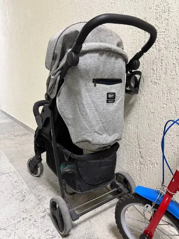 Прогулочная коляска — Батуми — 150 ₾