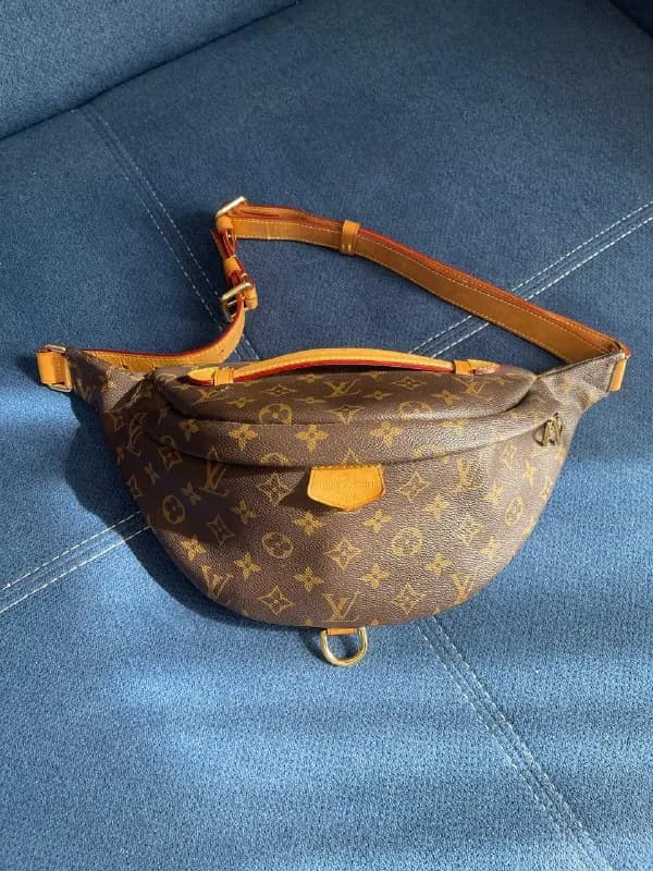 LV Bumbag — Тбилиси — 600 ₾