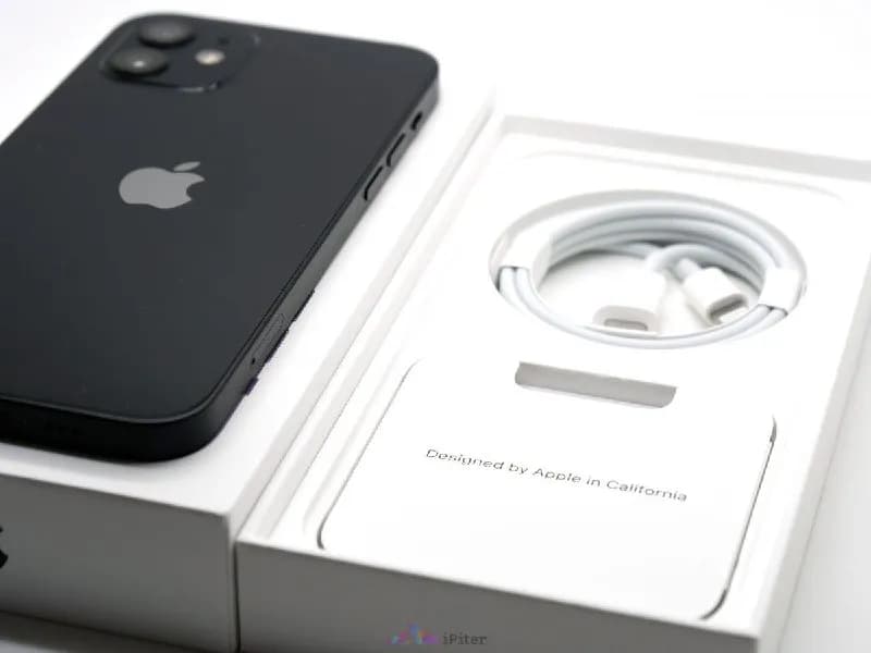 iPhone 12 — 64Гб — 2230 лари или 730$ (черный цвет) — Тбилиси — 2 230 ₾