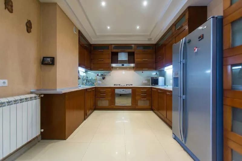 3 people for sublet — Тбилиси — 367 $