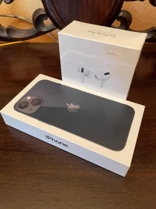 iPhone 13, 128 GB, black в упаковке. Покупали в офиц сторе в Ереване, есть гарантийка. За наличные д — Тбилиси