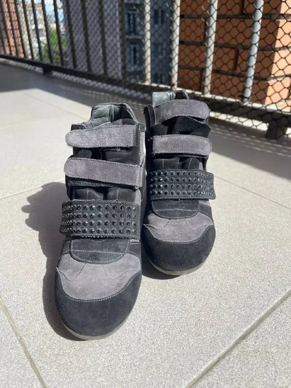 8 см — Тбилиси — 150 ₾