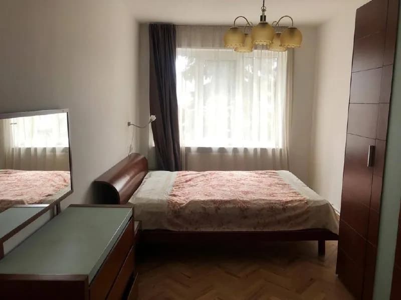 160кв/м) в центре Сабуртало — Тбилиси — 400 $