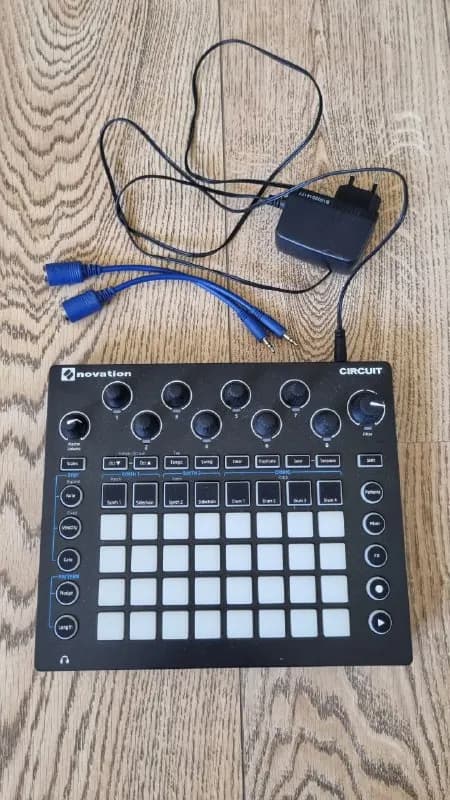 groovebox Novation Circuit. Новый, без коробки. 500 лари. — Тбилиси — 500 ₾
