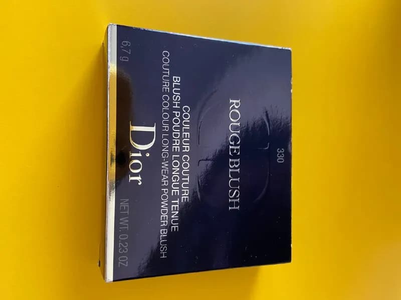 Dior, оттенок 330, куплены вчера в Duty free, есть чек. (Купила не тот цвет). 120 лари — Тбилиси — 120 ₾