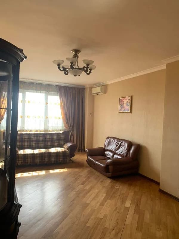 10 წუთი ფეხით მეტრომდე) — Тбилиси — 400 $
