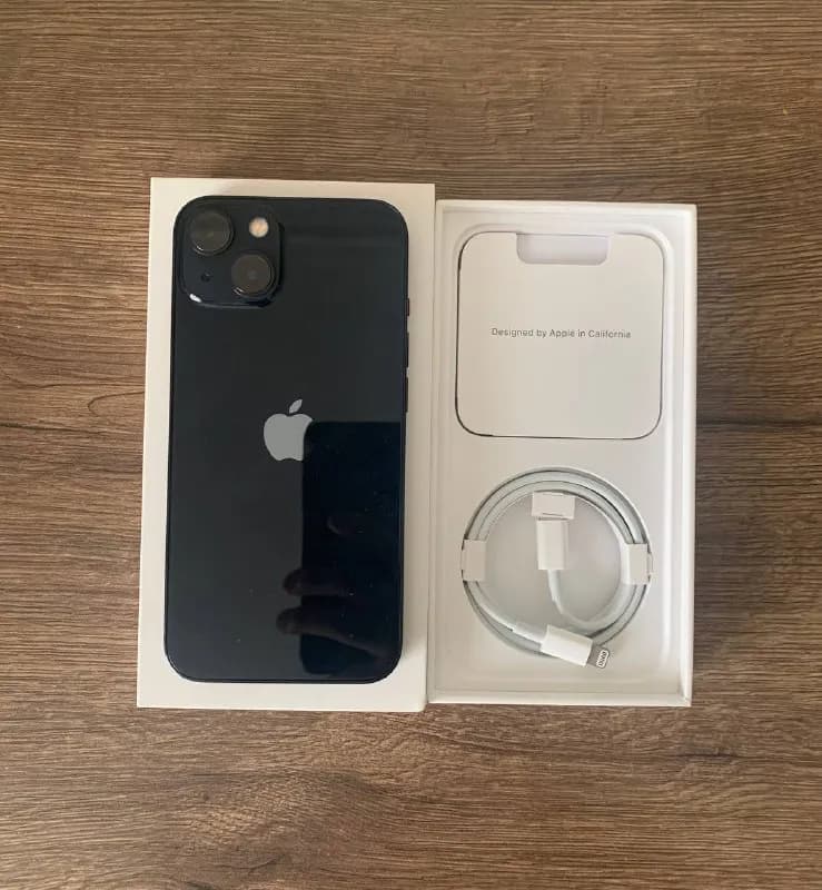 iPhone 13 в отлично состоянии на 128 гб, есть гарантия еще 8 месяцев, АКБ 100% — Тбилиси — 2 500 ₾